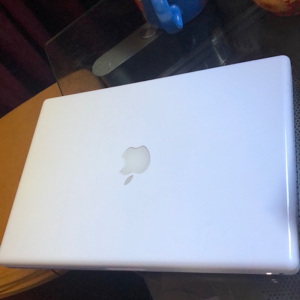 MacBook 13"